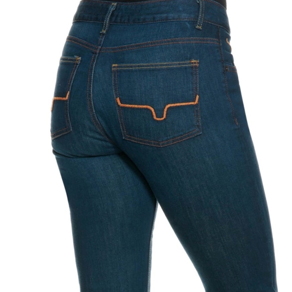 Bootcut Jeans - Picture 7 of 9